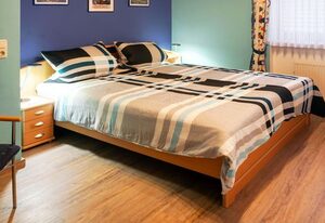 Gästezimmer u. Ferienwohnung Irene – Doppelzimmer Dusche/WC "Grüne Hölle"