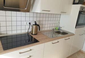 Eifel-Hügelhaus Plütscheid – 5-Bett-Ferienwohnung  Dusche/WC, 3 Schlafräume