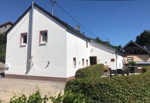 Gasthaus-Pension-Rest. Geimer – 10-Bett-Eifeler Bauernhaus, 3 Bäder, 4 Schlafräume