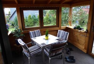 Eifelwaldhäuschen Grosstyp mit Wintergarten und Waschkeller Haustiere ok