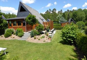 Eifelwaldhäuschen Grosstyp mit Wintergarten und Waschkeller Haustiere ok