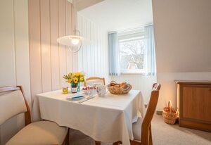 Jule im Haus Wega – Entspanntes Inselleben: Gemütliche Ferienwohnung in Westerland auf Sylt