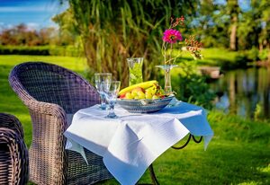 Karla: stilvolles Apartment mit Terrasse und Garten – Ferienapartment Karla