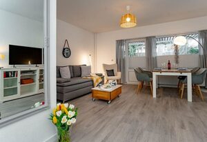 Hüs Wüf  - Schwimmbad und Sauna – Entspanntes Inselleben: Gemütliche Ferienwohnung in Westerland auf Sylt