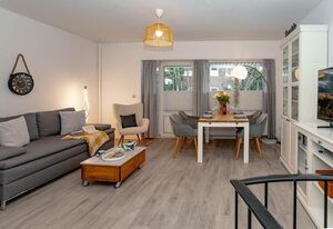 Hüs Wüf  - Schwimmbad und Sauna – Entspanntes Inselleben: Gemütliche Ferienwohnung in Westerland auf Sylt