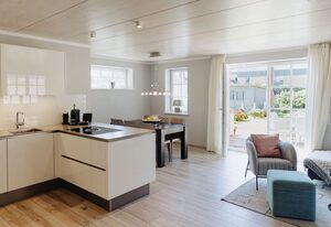 Bäum Hüs A – Platz für bis zu 6 Personen- Sylt auf hohem Niveau- unmittelbar am Meer.