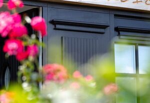 Bäum Hüs B – Ferienwohnung mit Südbalkon bietet bis zu 5 Personen Platz in Strandnähe.