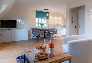 Languste 2 – Schöne Ferienwohnung in Alt Westerland: Moderne Eleganz und Liebe zum Detail