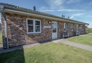 Ferienhaus Charlie mit Terrasse und Kamin – DAG-890 - Ferien-Domizil für Paare mit Haustier