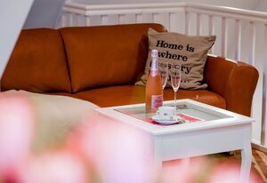 Käthe – Moderne -helle-ruhige- in den Wiesen liegende Ferienwohnung   auf Sylt