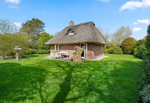 Kampens Herzstück – Gemütliches Ferienhaus mit großem Garten und viel Privatsphäre