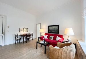 Haus Friesland - Wohnung 2 – Eine Stadtvilla mit großzügig und geschmackvoll eingerichteten Ferienwohnungen.