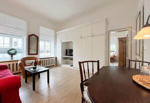 Haus Friesland - Wohnung 2 – Eine Stadtvilla mit großzügig und geschmackvoll eingerichteten Ferienwohnungen.