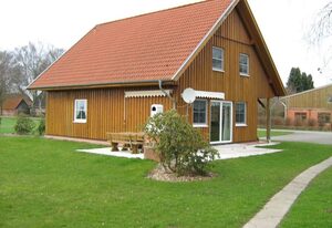für 16 Personen mit Terrasse