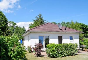 ***Ferienhaus Naturidyll mit großem Garten***