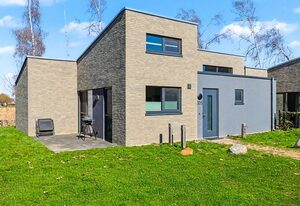 Haus Schmidt (305)