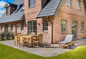 Haus Söl´ring Perle – Es gibt Häuser auf Sylt. Und es gibt Orte, die etwas mit Menschen machen. Die ,,Söl’ring Perl´´ gehört zu Letzterem.