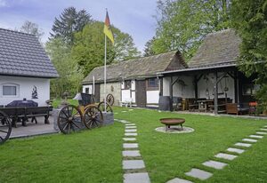 Lounge an der Kirche – Berghof Hohe ganzes Haus .5