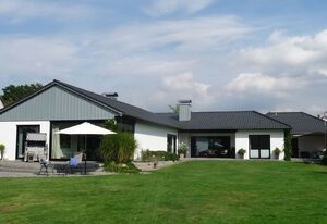 Großzügiges Haus mit traumhafter Gartenanlage
