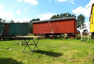 Wohnwagen im Wangeliner Garten mit Sommerküchen - Nutzung – Wohnwagen 1