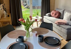 Tinyhouse Frida moderne & stilvolle Auszeit am See | Natur & Ruhe in Stuer (Mecklenburgische Seenplatte) Klima, Grill