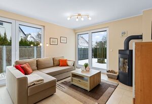Haus Ute mit 2 Schlafzimmer, Kamin & Garten OFC 37
