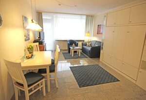 MS Viktoria – Zentral, Strandnah und direkt in der Fußgängerzone der Strandstraße