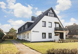 Inselglück – Idyllische Erdgeschosswohnung mit Garten in zentraler Lage von Wenningstedt