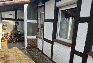 Zur schönen Rosenblüte, Ferienhaus – FH,140m²,2xDU/WC/1DZ,1VBZ,1EZ,Schlafsofa.,EG/OG