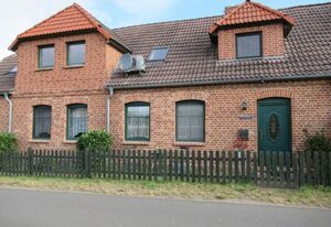 Gemütliches Ferienhaus mit Terrasse und Grill