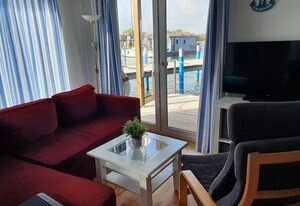 FLOATING HOUSES - "schwimmende Ferienhäuser" in Barth - Haus 1