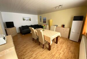 Bungalow mit Pool