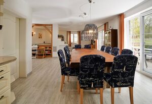 Villa Jenny mit Pool