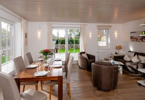 Ferienhaus Carola / Sauna – Das Ferienhaus Carola ist der perfekte Ort für einen erholsamen Urlaub.