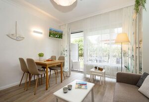 SyltOase – 3-Zimmer App. für 4 Personen mit Terrasse, Stellplatz, WLAN. Haustier erlaubt.