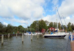 Ferienbungalow mit Terrasse und Angelplatz