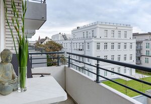 Meeresrauschen – Haus Dünenburg, Elisabethstraße 9 - Diese freundlich eingerichtete 2-Zimmer-Wohnung befindet sich im 3 OG. mit Balkon (Süden) und Garage