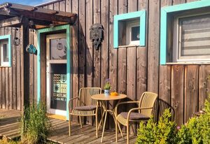 Coastline Apartments – Cabin 1