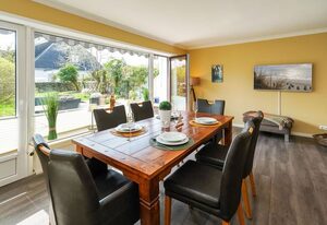 Silwai EG – 3-Zimmer App. für 4 Pers. mit Terrasse, PKW-Stellplatz, WLAN, Haustiere erlaubt.