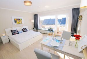 Seestern – Helles App. für 2 Pers. - Balkon, Stellplatz, WLAN. Haustiere erlaubt.