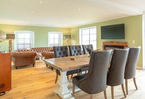 Gutshof-Penthouse-Wohnung- Seeblick