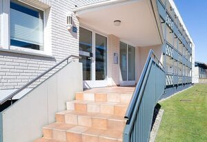 Coastline – Modernes 2-Zimmerappartement, wenige Minuten von City und Strand entfernt.