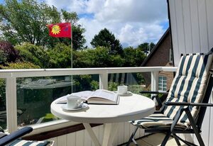 Amaris-Sylt – Idyllisch gelegene Wohnung mit Balkon für bis zu 4 Personen fußläufig zum Starnd