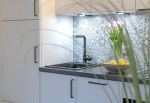 Sonne & Meer – 1-Zimmer-Wohnung am Strand, Balkon, Stellplatz & eigenem Strandkorb