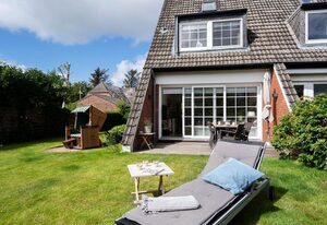 Meeresgarten – Modernes Haus für 6 Pers. mit Terrasse, PKW-Stellplatz, WLAN, Haustiere erlaubt.