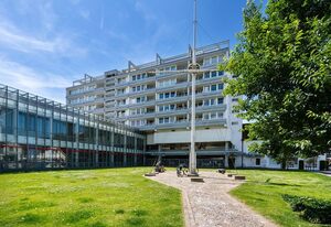 Am Stadtpark – Modernes App. für 4 Personen - Balkon, PKW-Stellplatz, WLAN. Haustiere erlaubt.