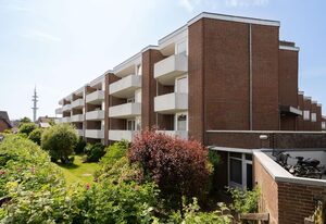 Strandperle – Modernes 2-Zimmer App. mit Terrasse, PKW-Stellplatz, WLAN. Haustiere erlaubt.