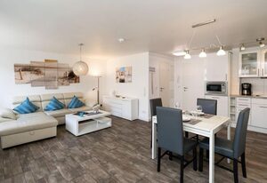 Sylter Residenz – Modernes App., strandnah mit Balkon, PKW-Stellplatz, WLAN. Haustiere erlaubt.