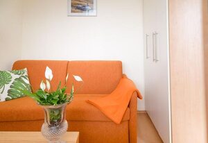 Kurt`s Island – In der Friedrichstraße: 2,5 Zimmerappartement mit Balkon