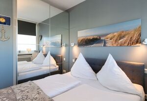 City Blick – Modernes und zentrales App. mit Balkon, PKW-Stellplatz, WLAN. Haustiere erlaubt.